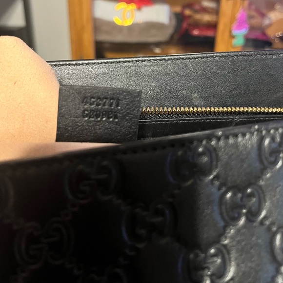 Gucci Guccissima Chain Handbag - Picture 13 of 14